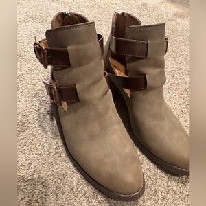 Elegant Brown Ankle Booties